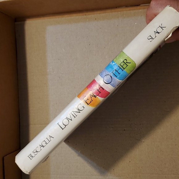 ❤️ Loving Each Other: The Challenge of Human RelationshipsLeo F. Buscaglia 📚 - Picture 3 of 13